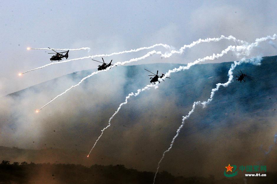 PLA holds joint air-ground military drill