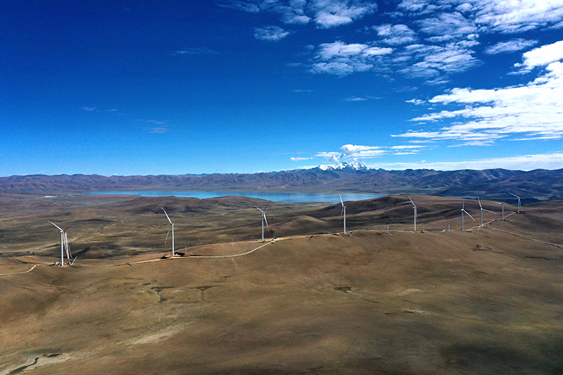 Installation of generating units completed at world’s highest-altitude wind farm in SW China’s Tibet