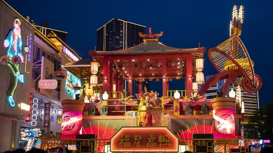 China Everything Vlog | Shenyang's Xita Street: A taste of Korea in China