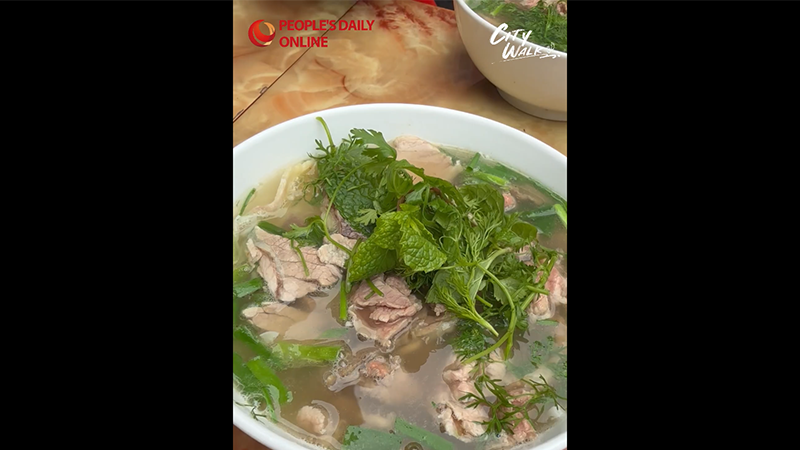 Hanoi Citywalk: When China and Vietnam meet in flavor