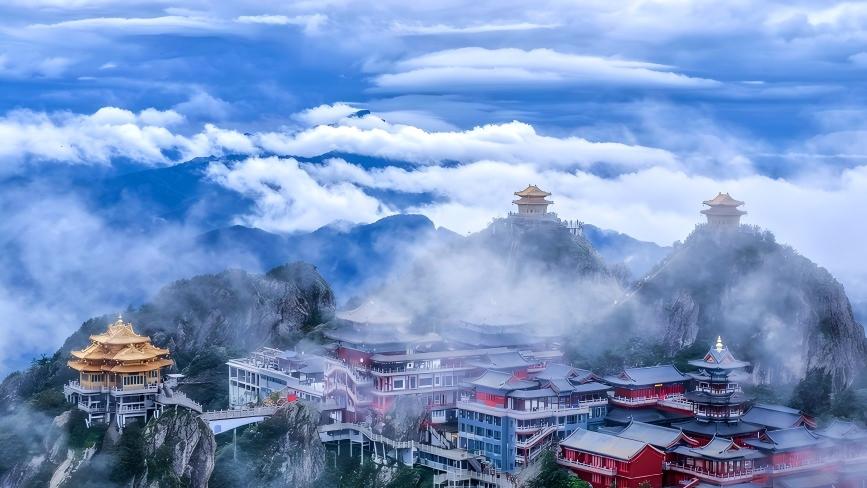 Stunning views of Laojun Mountain after rainfall in central China's Henan