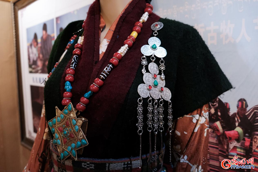 Glorious 60 Years Our Homeland | Chagza attire weaving heritage into prosperity