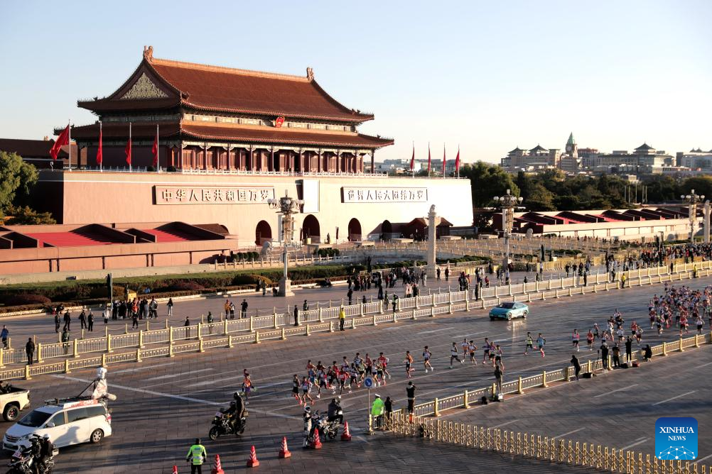 Highlights of Beijing Marathon 2025