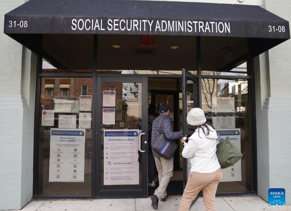 Public services affected amid U.S. gov't shutdown